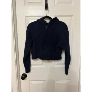 Aritzia Sunday Best Octavia Navy Blue Cable Knit Zip Cropped Hoodie Sweater XS‎ thumbnail 3