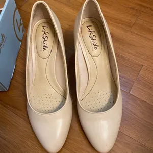 Lifestride 7.5M Gigi, Almond Vinci Pumps thumbnail 2
