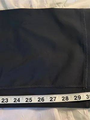 NWT Women’s compression pants, cooling, wicking | Size M Black Size M thumbnail 9