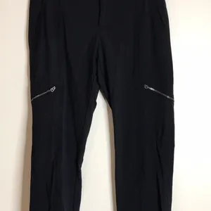 Athleta Metro jogger Pants Women's Straight Leg Zipper Pockets Black‎ Size 0 thumbnail 4