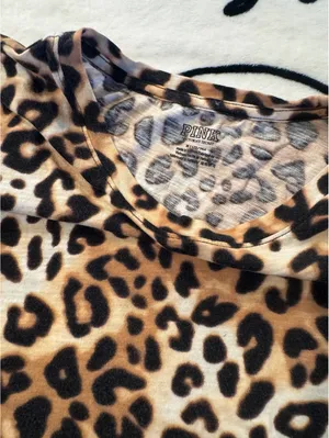 PINK short-sleeve t-shirt with a classic leopard print Size M thumbnail 4