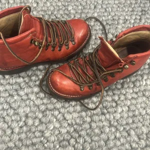 Frye Archie Hiking Red Leather Boots Women Size 7B thumbnail 2