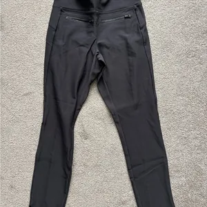 Athleta Stellar Crop Pants - Black - XS thumbnail 3