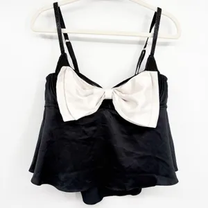 Victoria's Secret Women‎ Black White Bow Rhinestone Glam Satin Babydoll Top XL thumbnail 2