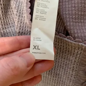 Fabletics Womens XL‎ Mauve Waffle Henley Cropped Long Sleeve Top LS2253733 thumbnail 6
