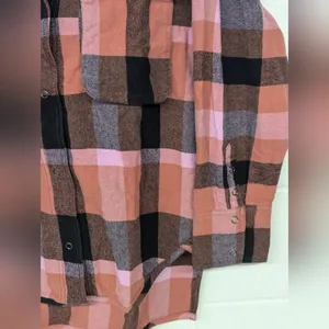 New Izzy Cargo Shirt checkered pink black Free People szS flannel plaid … thumbnail 5