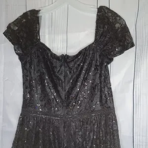 David's Bridal Short Sleeve Illusion Lace Tiered Ruffle Black Homecoming Dress thumbnail 9