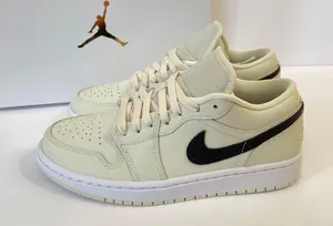 Nike Air Jordan Low thumbnail 1