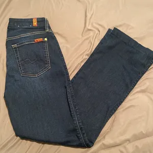 7 For All Mankind Kimmie Bootcut Darkwash Jeans thumbnail 2
