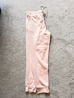 Light Pink joggers/sweatpants. The sweatshirt project. Size L thumbnail 3