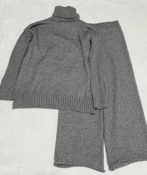 Amazon Gray Knit Turtleneck Sweater & Pants set thumbnail 3