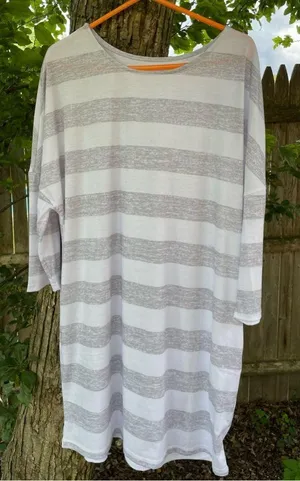 NWOT Women's Plus Size Casual Mini Shirt Dress Gray & White Stripes 2 Pockets thumbnail 3