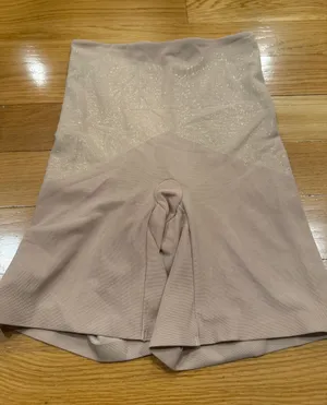 Star by Spanx firm control lady luxe high waisted shapewear size medium. thumbnail 1