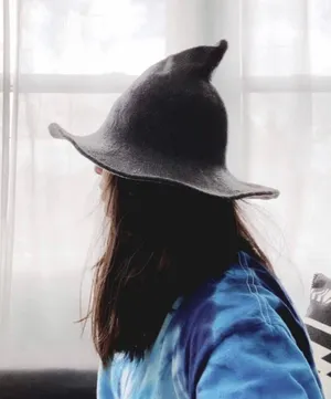 Boutique Purple Witch Hat thumbnail 2