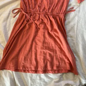 Old Navy Women’s casual dress thumbnail 3