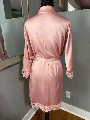 Bridal/ Bridesmaid Satin Pink Lace Crochet Floral Detail Robe OS. thumbnail 5