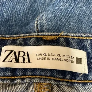 Zara Women's Blue High Waisted Cut-Off Skort Skirt Denim Jean Shorts Size XL thumbnail 4