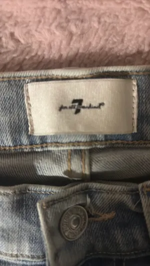 7 For All Mankind Jeans Women’s thumbnail 3