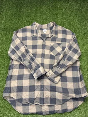 Aritzia Wilfred Free Women’s Flannel Plaid Shirt Oversized Boyfriend Button Down thumbnail 2