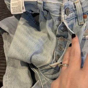 Levis Premium Big E 501 Original Fit Jeans Light Wash Denim Womens W27 L31 (30) thumbnail 12