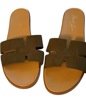 Mari A. H-Cutout Women’s Slide Sandals Dark Olive 6 1/2 NWT thumbnail 1