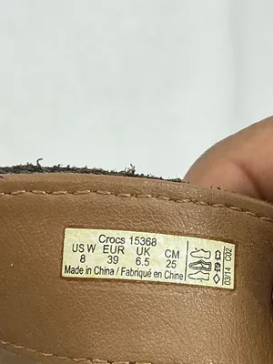 CROCS Women's Taupe Flower Thong Sandals B47 thumbnail 5