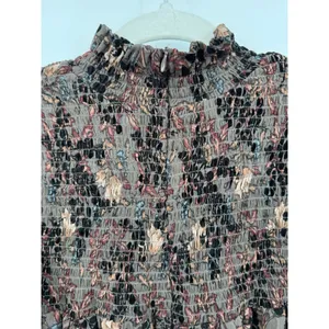 Knox Rose Floral Ruffle Smocked Yoke Top Taupe Black Floral Velvet Romantic Sz L thumbnail 4
