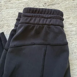 Lululemon Black Softstreme Pants (Size 2) thumbnail 5