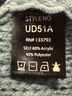 POL S Oversized V-Neck Knit Sweater in Teal thumbnail 5