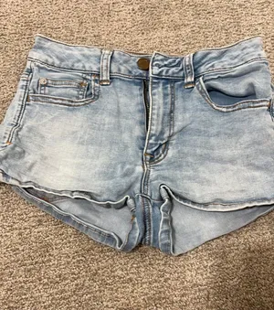 American Eagle jean shorts thumbnail 1