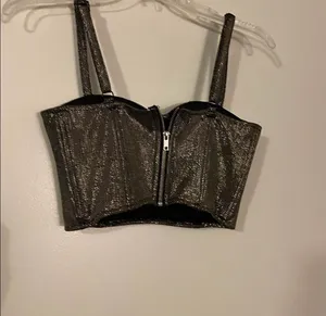 Charlotte Russe corset style Top is size Small. thumbnail 5