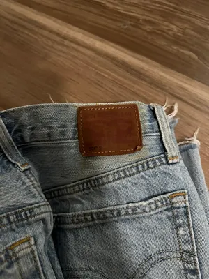 501 Short High Rise Jeans thumbnail 7