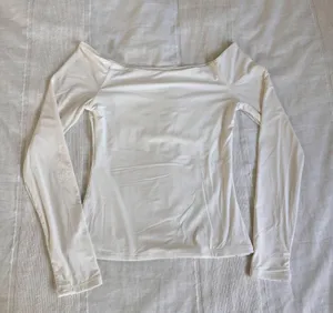 Amazon brand SUUKSESS Off The Shoulder Double Lined Long Sleeve in Pearl color thumbnail 1