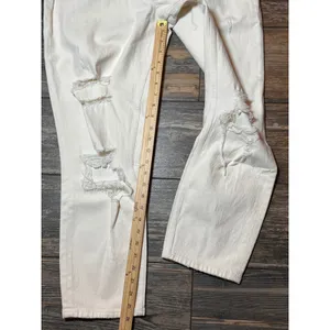 Abercrombie & Fitch High Rise Mom Jean Curve Love White Distressed Ripped 30/10R thumbnail 8