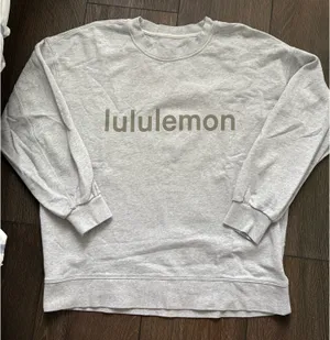 Lululemon Perfectly Oversized Crew thumbnail 1