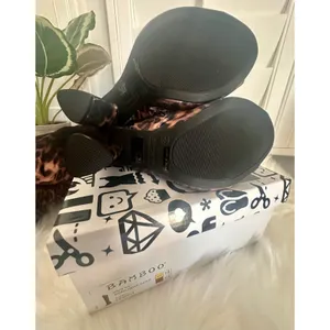 NIB: Bamboo leopard‎ print; over the knee; heels; open toe thumbnail 3