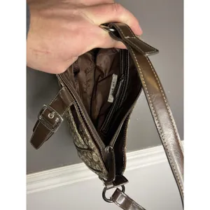 Nine West Shoulder Bag Womens Small Brown Geometric Faux Leather Purse Buckle thumbnail 11