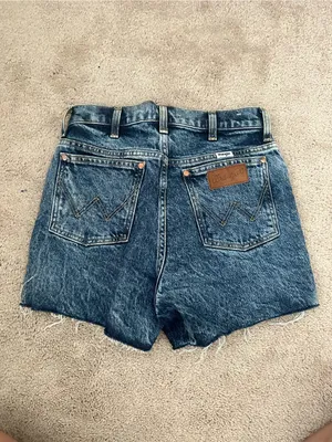 Wrangler Dark Blue High-Waist Cutoff Denim Shorts thumbnail 4