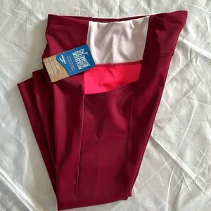 Brooks Women's Method 3/4 Tights, Color is Razzmatazz, Small, NWT thumbnail 9