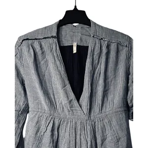 Free People Top Womens Size S Blue White Cotton Relaxed Pullover Boho Peplum thumbnail 5