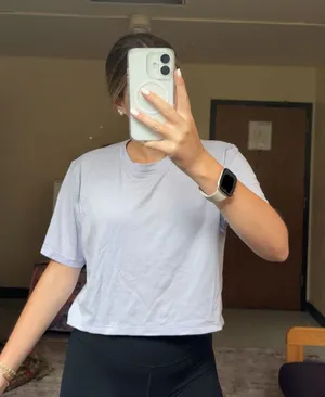 Lululemon Oversized Crop Perfectly thumbnail 1