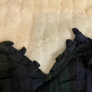 HOLLISTER Extra Small‎ Plaid Green Black Tank Top Adjustable Straps Missing Ties thumbnail 3