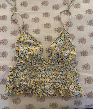 Boutique Top thumbnail 1