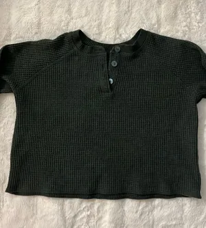 Old Navy Sweater thumbnail 2