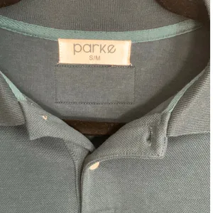 Parke‎ Women's Polo size S/M thumbnail 2