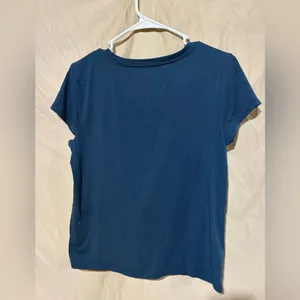Athleta T-shirt thumbnail 3