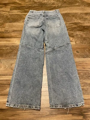 Celebrity Pink Juniors Skater Wide Leg Light Wash Denim Jeans Size 3/26 thumbnail 6