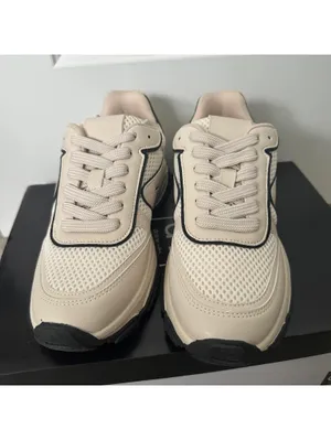 DV by Dolce Vita Comet Sneaker NEW Pale Orange/ White/ Black Size 6.5 thumbnail 4