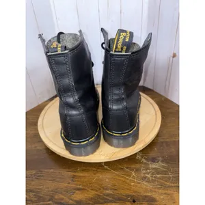 Dr. Martens Boots Womens 7‎ Black 1460 W Smooth 8 Eye Lace-Up Yellow Stitch Gum thumbnail 3