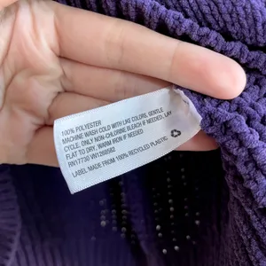Universal Thread royal purple cable‎ knit soft women's size M cropped sweater thumbnail 5
